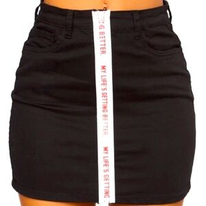 Fashion Nova Black Mini Skirt with Zipper Detail